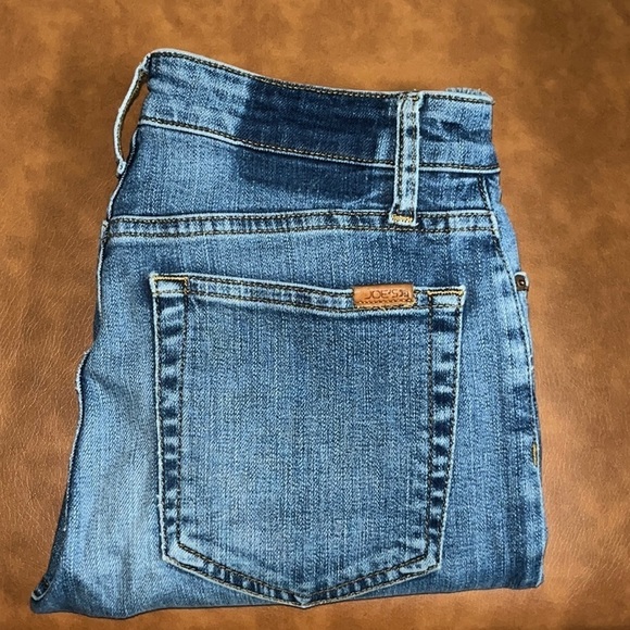 Joe’s Jeans The Charlie High Rise Skinny Crop Size 26 - Picture 3 of 16